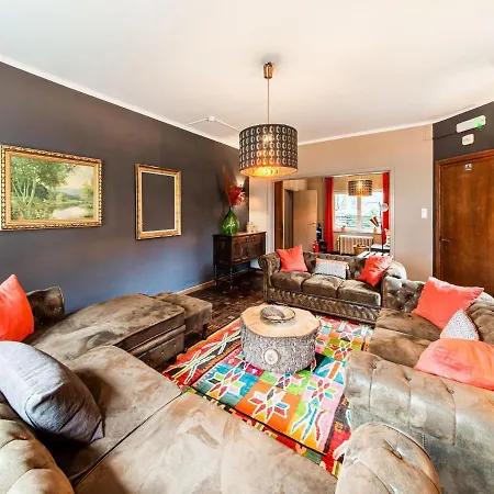 Beautiful Group House With Large Garden&2 Terraces Hébergement de vacances