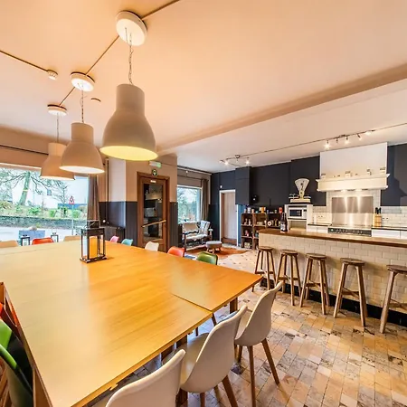 Group House In Belgium With Large Garden Vakantiehuis